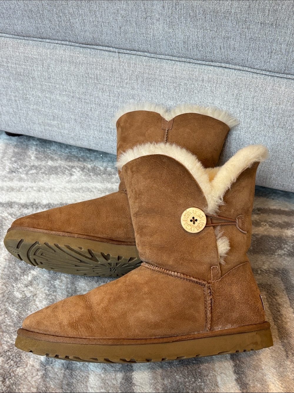 UGG Australia Bailey Button II
Chestnut (Women's) 11 - Picture 4 of 12